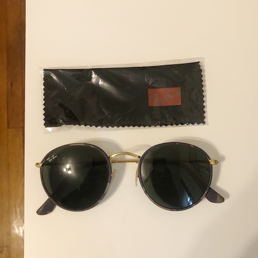 Round Rayban sunglasses